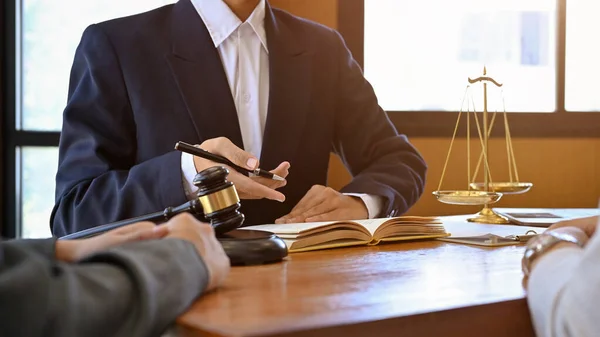 lawyer 2
